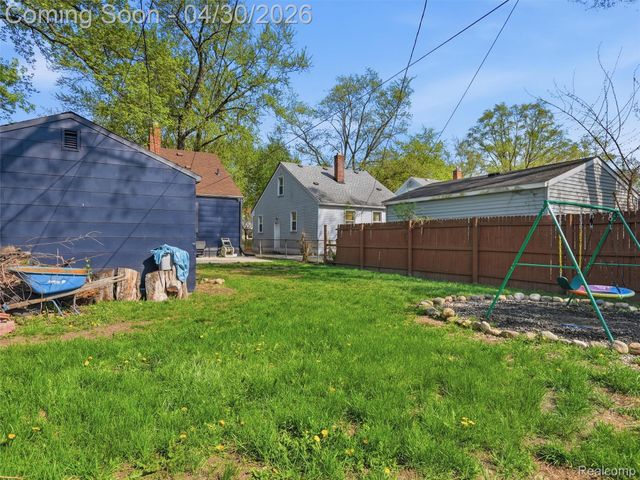 18901 Garfield, Redford Charter Township, MI 48240