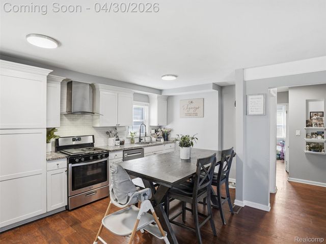 18901 Garfield, Redford Charter Township, MI 48240