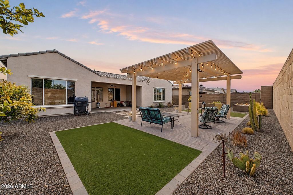 9428 W FALLEN LEAF Lane, Peoria, AZ 85383 — photo 2