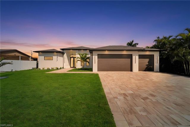 1317 SW 5th PL, Cape Coral, FL 33991