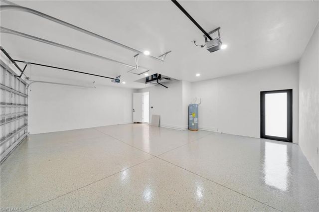 1317 SW 5th PL, Cape Coral, FL 33991