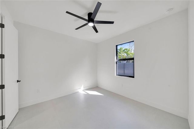 1317 SW 5th PL, Cape Coral, FL 33991