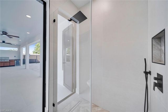 1317 SW 5th PL, Cape Coral, FL 33991