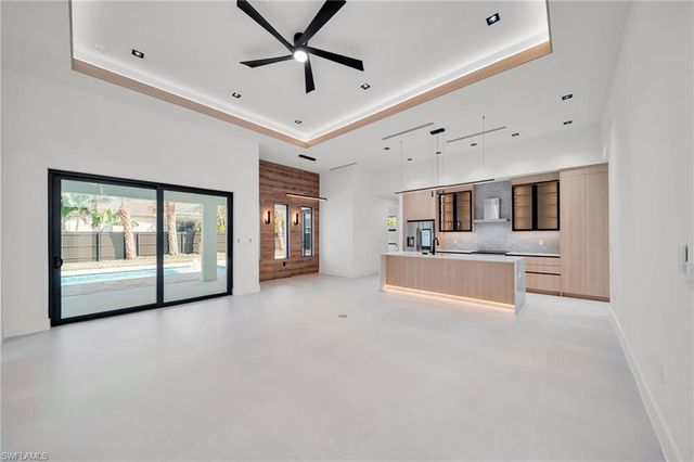 1317 SW 5th PL, Cape Coral, FL 33991