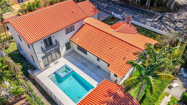 519 Alhambra Cir, Coral Gables, FL 33134