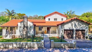 519 Alhambra Cir, Coral Gables, FL 33134