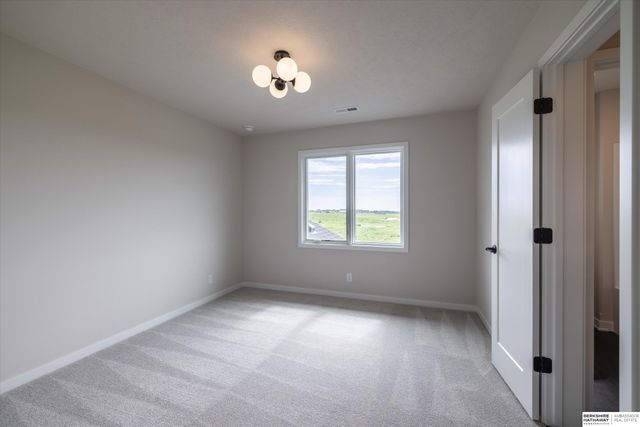 10209 S 214th Street, Gretna, NE 68028