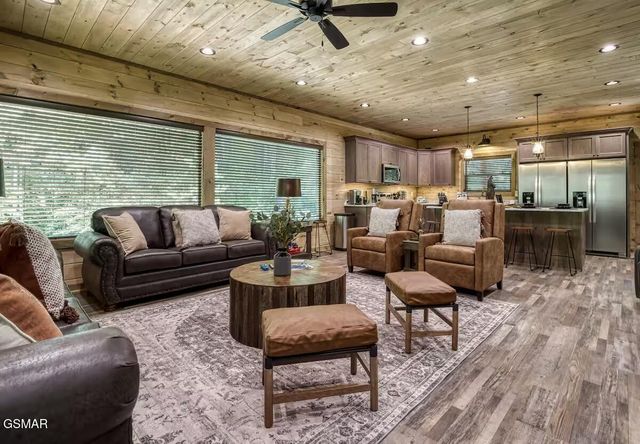 2119 Cub Circle, Sevierville, TN 37862