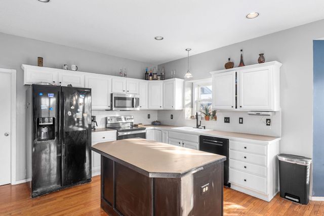 2307 E Saint Andrew St, Goddard, KS 67052