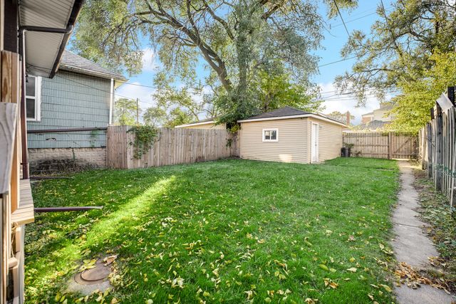 10516 S Eggleston Avenue, Chicago, IL 60628