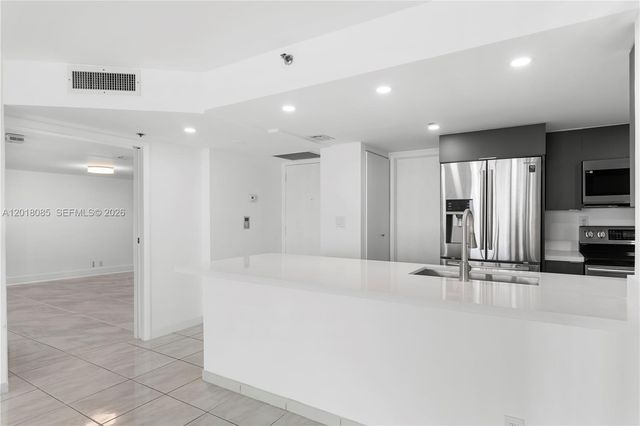 1717 NE Bayshore Dr A-2736, Miami, FL 33132