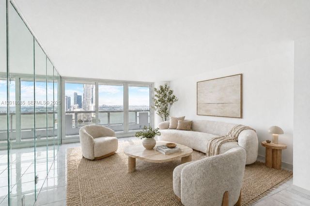 1717 NE Bayshore Dr A-2736, Miami, FL 33132