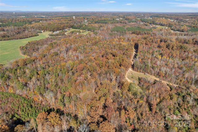 142 Fawn Lane, Kings Mountain, NC 28086