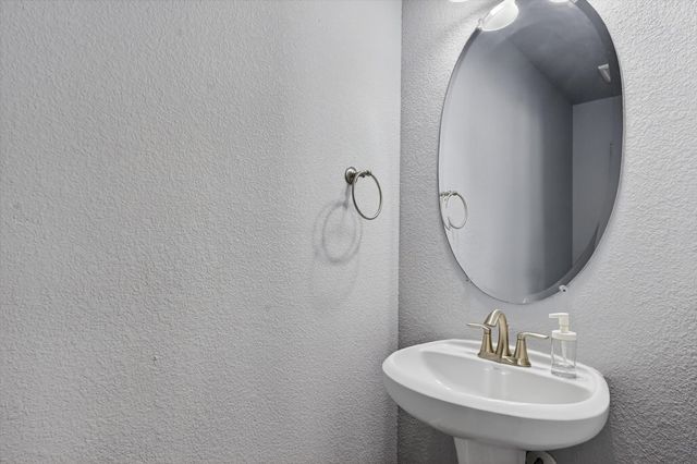 2307 Wind Meadow Lane, Lewisville, TX 75056