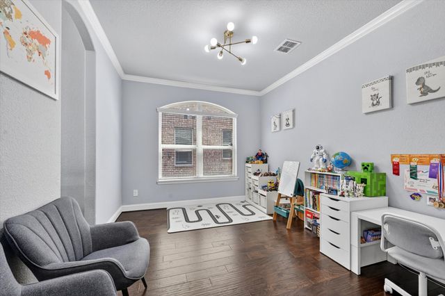 2307 Wind Meadow Lane, Lewisville, TX 75056