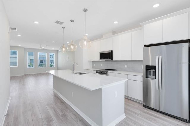 8472 SPERRY STREET, Orlando, FL 32827