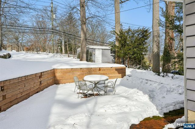 31 Nassau Road, Montclair, NJ 07043