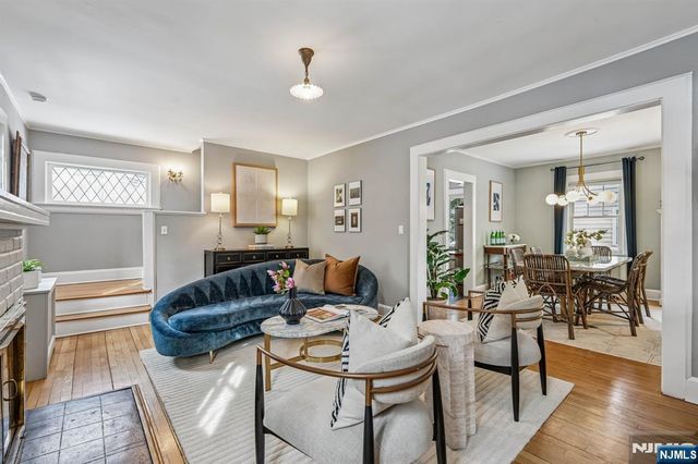 31 Nassau Road, Montclair, NJ 07043