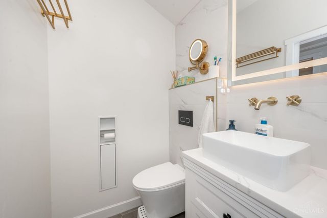 3904 Germania Street, Fairfax, OH 45227