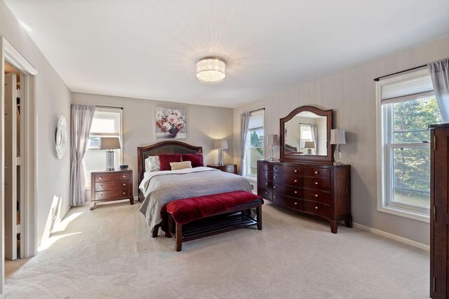 4086 Deerwood Trail, Eagan, MN 55122