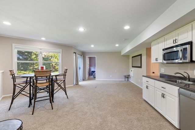 4086 Deerwood Trail, Eagan, MN 55122