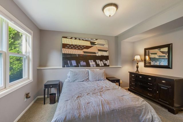 4086 Deerwood Trail, Eagan, MN 55122