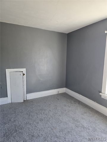 1327 Willow Avenue, Niagara Falls, NY 14305