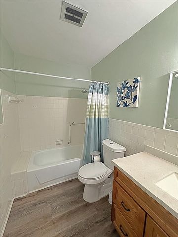 2001 WORLD PARKWAY BOULEVARD 7, Clearwater, FL 33763