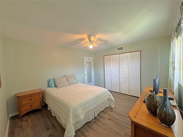 2001 WORLD PARKWAY BOULEVARD 7, Clearwater, FL 33763