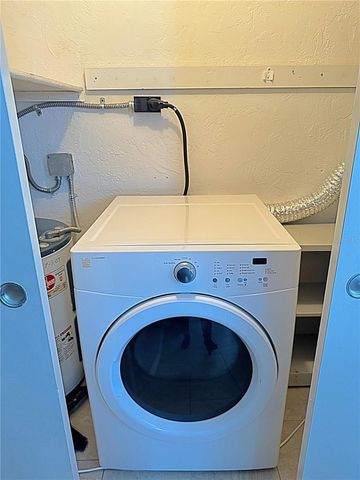 2001 WORLD PARKWAY BOULEVARD 7, Clearwater, FL 33763