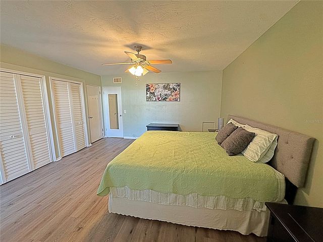 2001 WORLD PARKWAY BOULEVARD 7, Clearwater, FL 33763