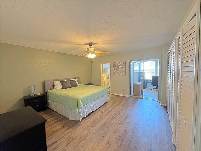 2001 WORLD PARKWAY BOULEVARD 7, Clearwater, FL 33763