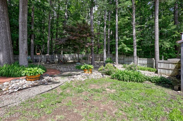 4 Pine Knoll Drive, Wilton, NY 12866