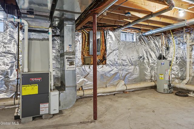 4 Pine Knoll Drive, Wilton, NY 12866
