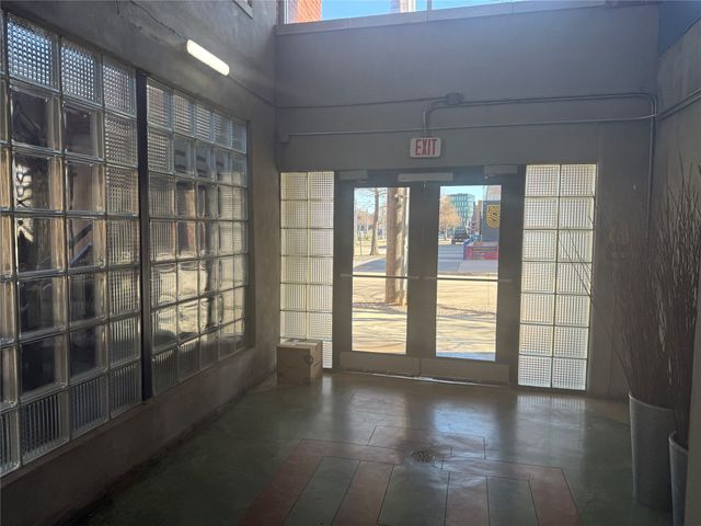 2502 Live Oak Street 228, Dallas, TX 75204