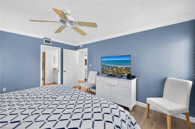 1341 Middle Gulf Dr Unit 1B B, Sanibel, FL 33957