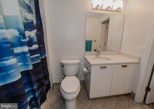 2451 MIDTOWN AVE #707, Alexandria, VA 22303