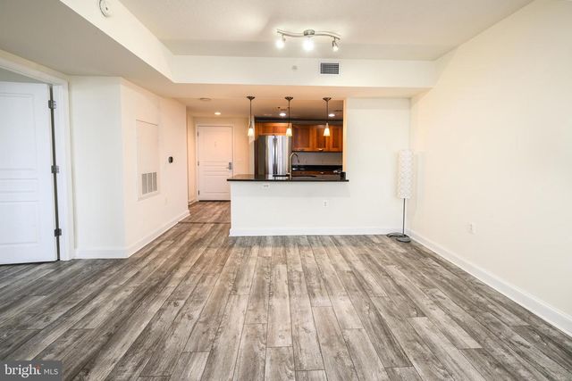 2451 MIDTOWN AVE #707, Alexandria, VA 22303
