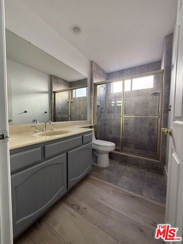 27917 Via Amistosa, Agoura Hills, CA 91301