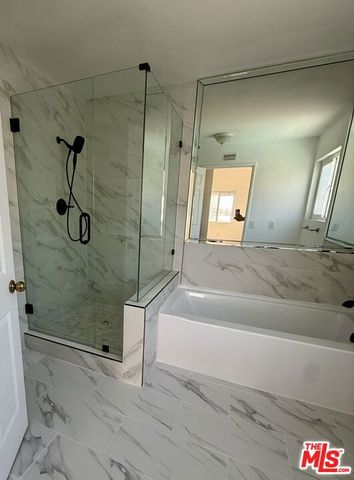 27917 Via Amistosa, Agoura Hills, CA 91301