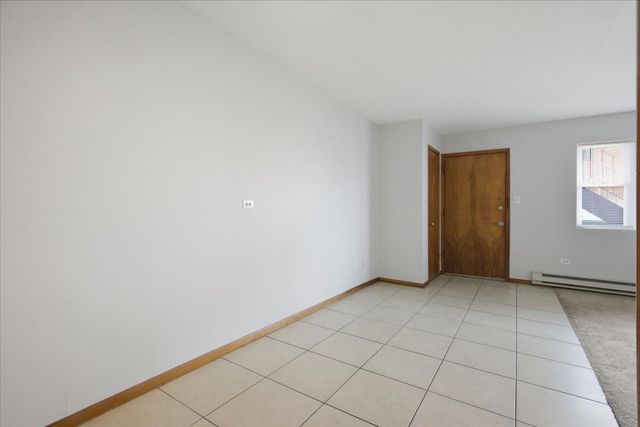 6206 W 64th Place 102, Chicago, IL 60638