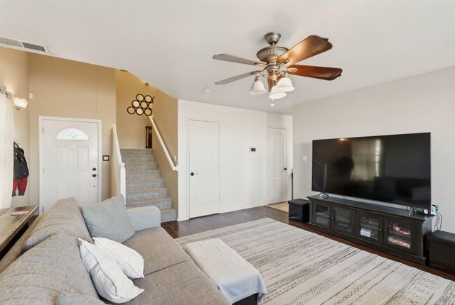 6303 Dante Lane NW, Albuquerque, NM 87114