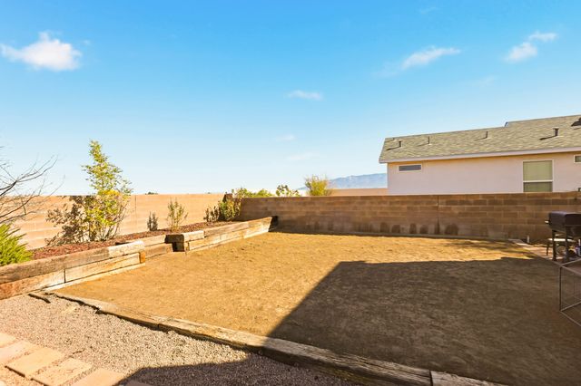6303 Dante Lane NW, Albuquerque, NM 87114