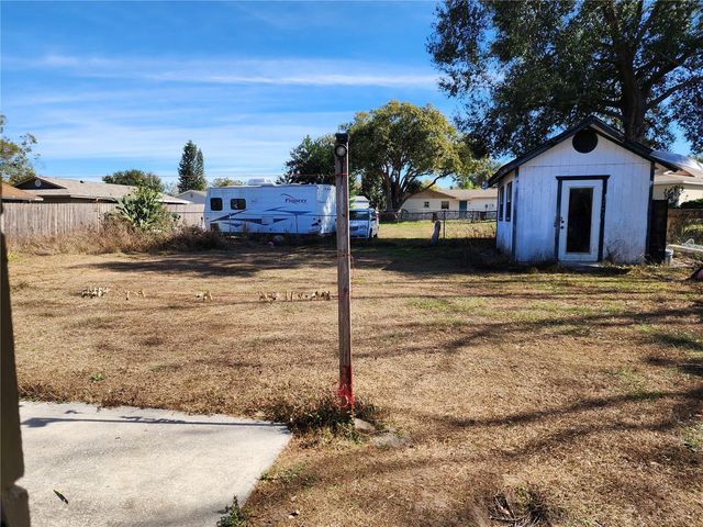 804 S PARSONS AVENUE, Seffner, FL 33584