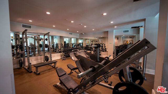 2509 Cardigan Court, Los Angeles, CA 90077