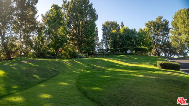 2509 Cardigan Court, Los Angeles, CA 90077