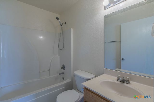 519 E Victory Avenue, Temple, TX 76501