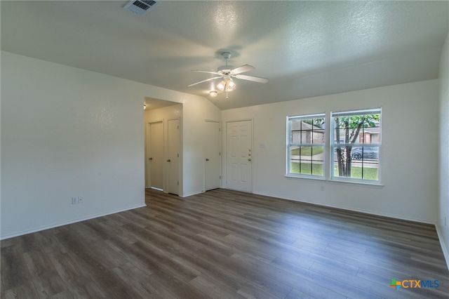 519 E Victory Avenue, Temple, TX 76501