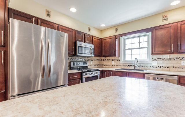 5000 Cider Mill Court, Evansville, IN 47711