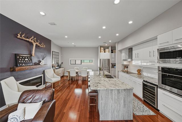 3012 W BARCELONA STREET 2, Tampa, FL 33629